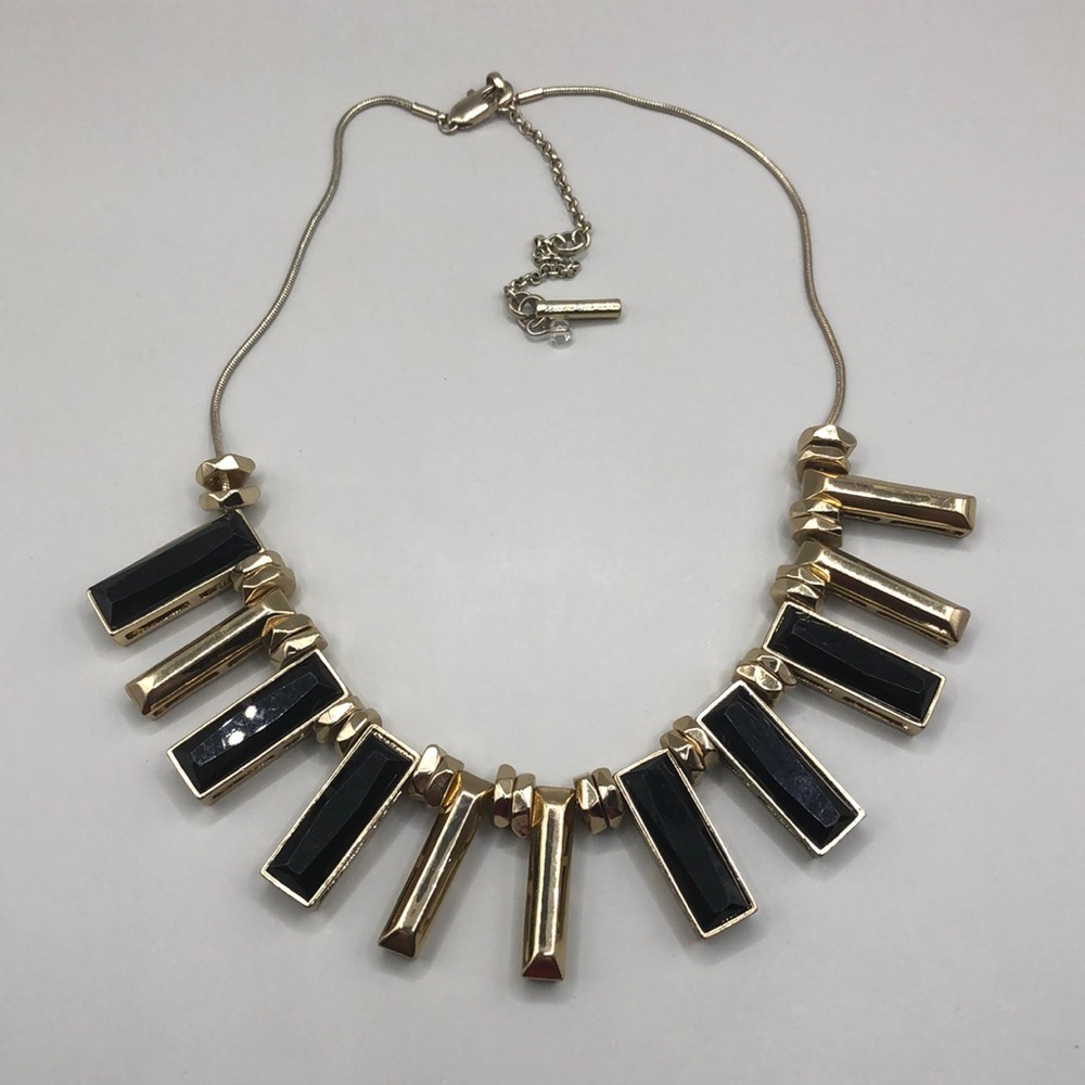 Kenneth cole gold tone dressy costume statement necklace modernist style.
